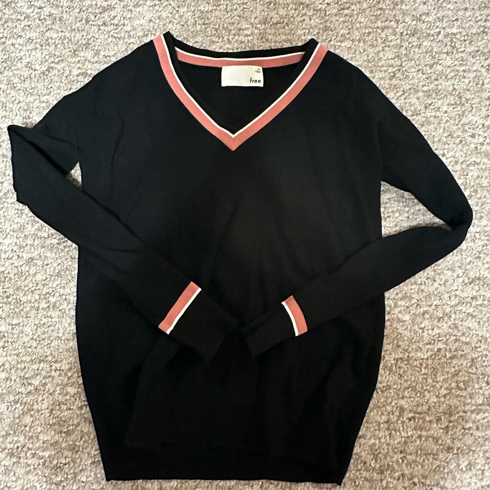 Aritzia wilfred free black sweater